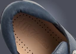 New York Yankees x Clarks 8th St by Ronnie Fieg Sunderland Navy - Insole