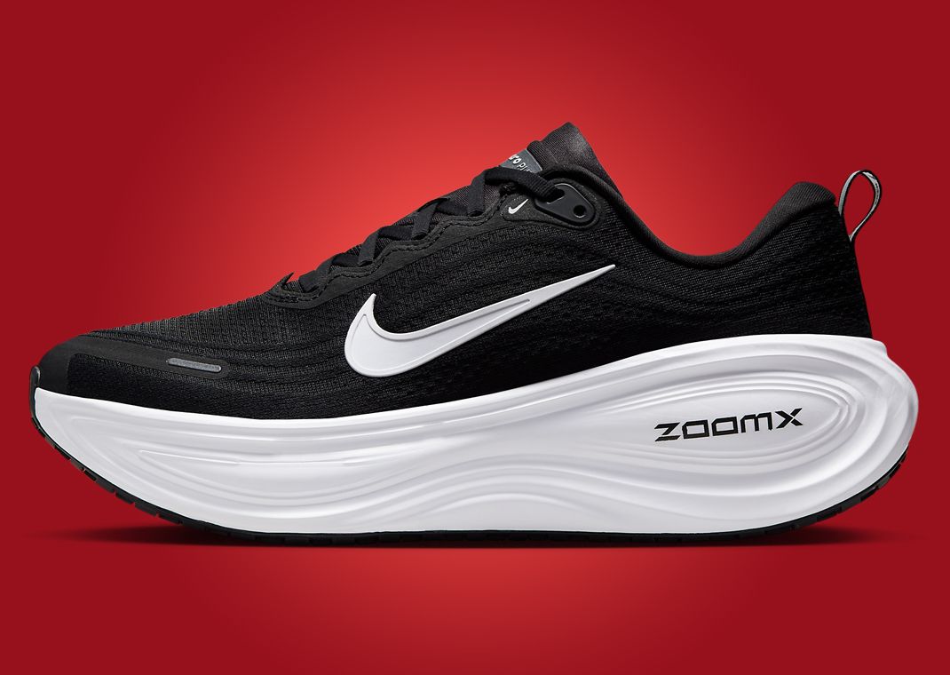 Nike Vomero Plus Black White Lateral