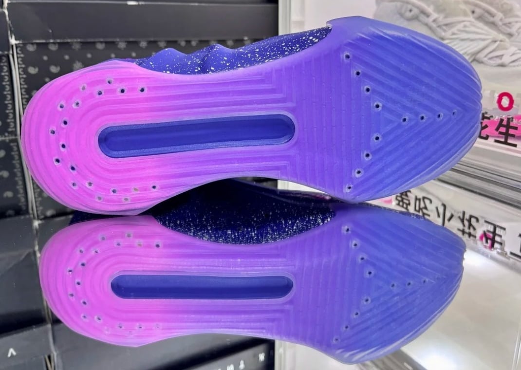 Nike GT Future Galaxy Sample