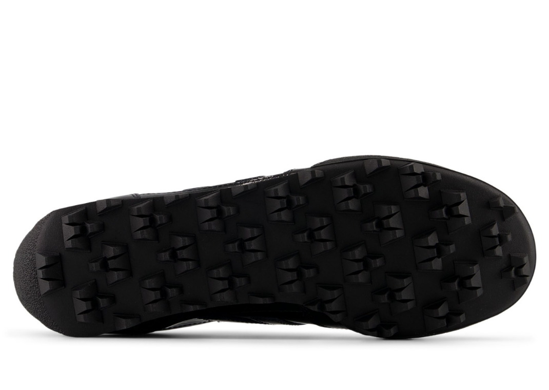 New Balance Gator Run Black - Bottom