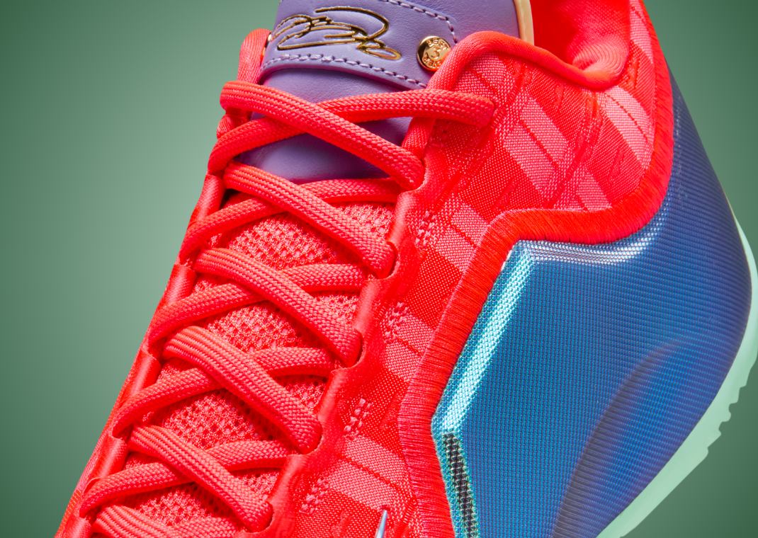 Nike LeBron 23 Christmas - Detail