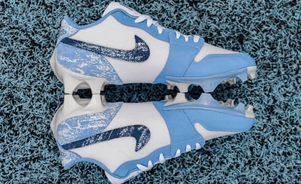 Air Jordan 1 Low Cleat UNC PE