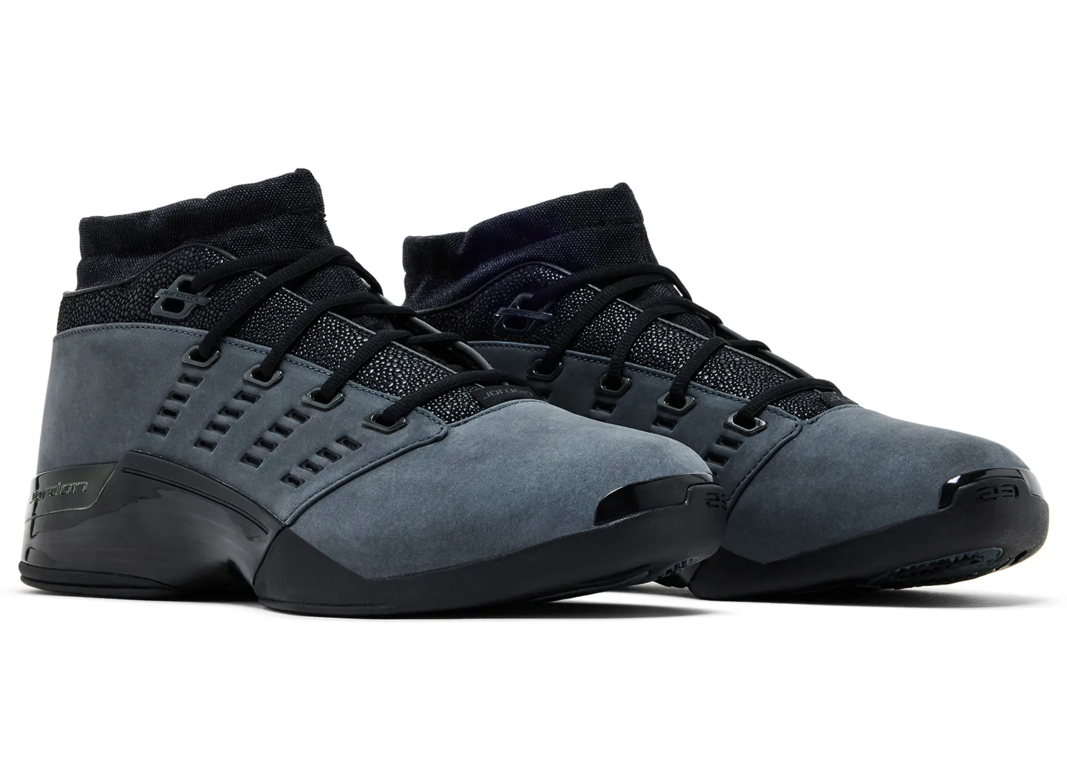 Air Jordan 17 Retro Black Pack