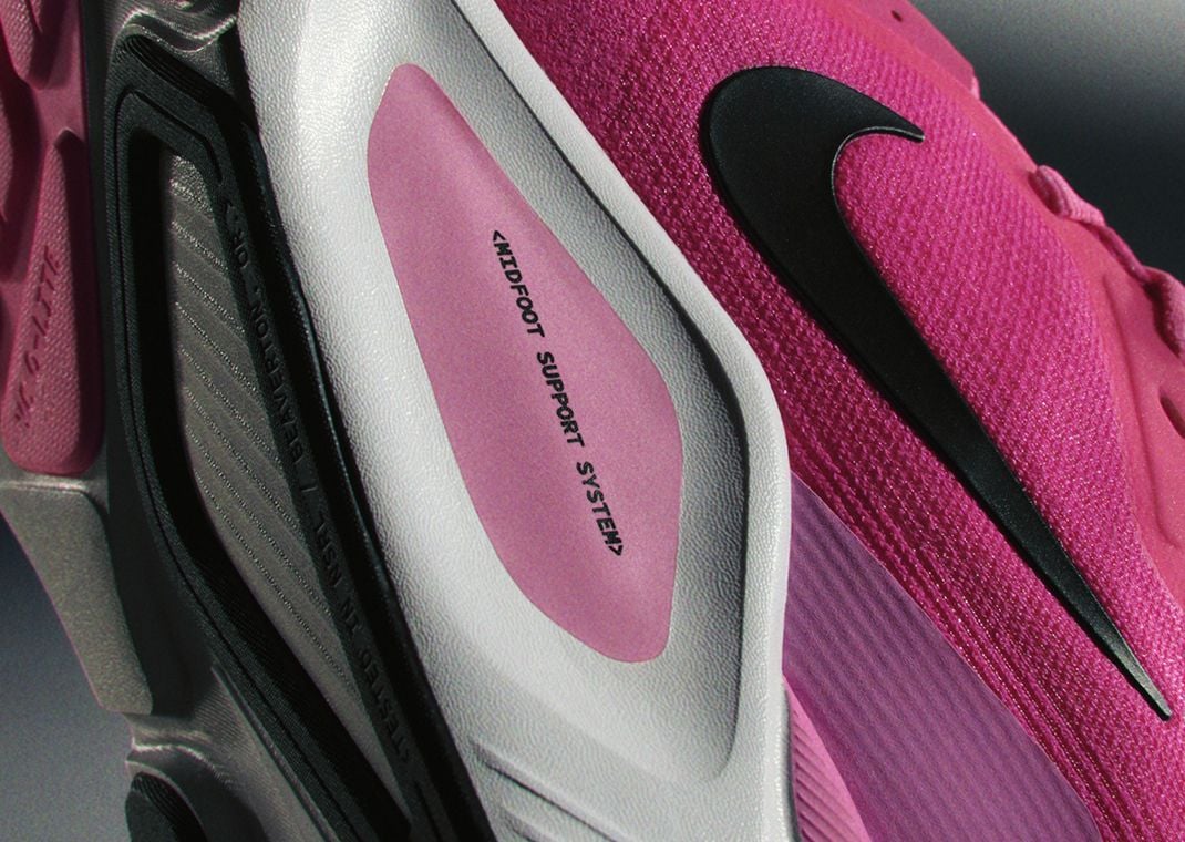 Nike Structure 26