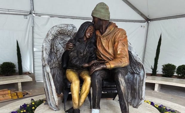 A New Statue for Kobe and Gigi Bryant Will Be Unveiled Today
