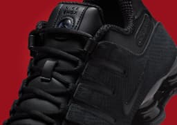 Nike Shox NZ Triple Black - Tongue Detail
