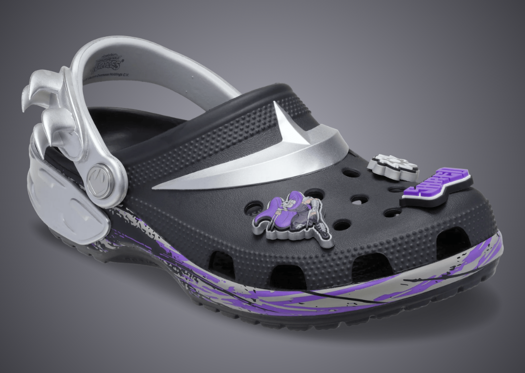 Teenage Mutant Ninja Turtles x Crocs Classic Clog Shredder - Angle
