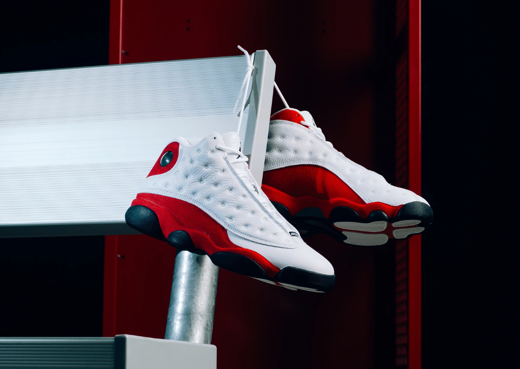 Air Jordan 13 Retro Chicago 