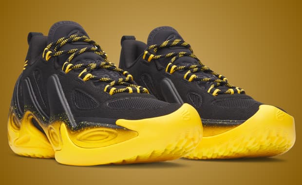 Under Armour Curry 13 Black Yellow