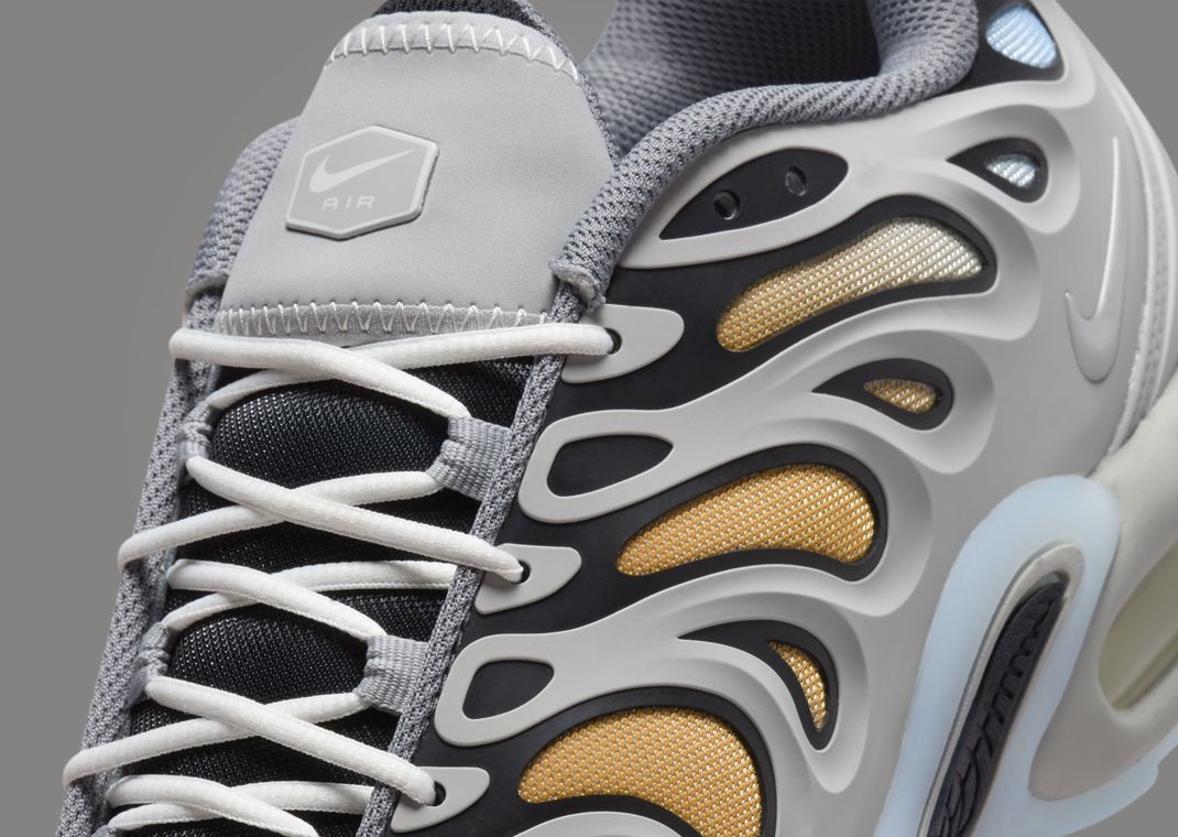 Nike Air Max Plus Drift Grey Sunset Tongue Detail