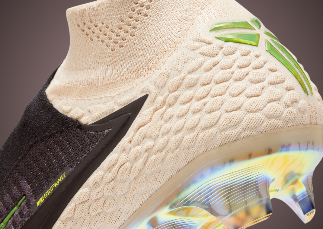 Kobe Bryant x Nike Phantom 6 High Elite Heel Detail