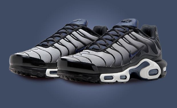 This Nike Air Max Plus Fades To Black