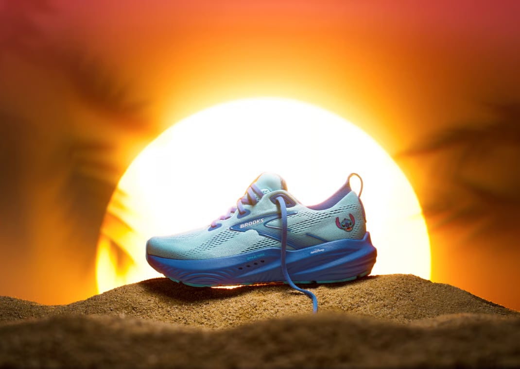 runDisney x Brooks Glycerin 22 Stitch
