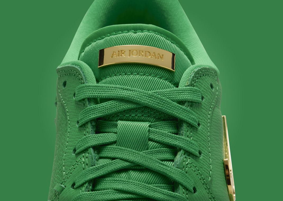 Air Jordan 1 MM Low Lucky Green (W) Tongue Detail