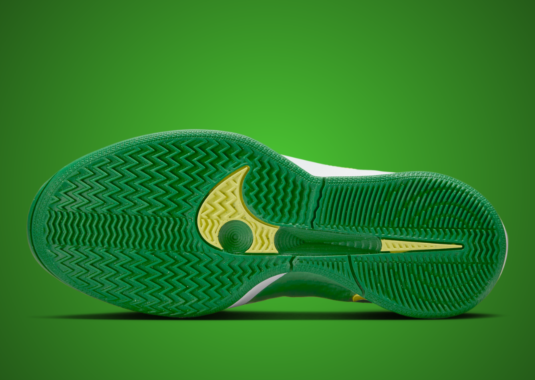 Nike Sabrina 2 Oregon Outsole