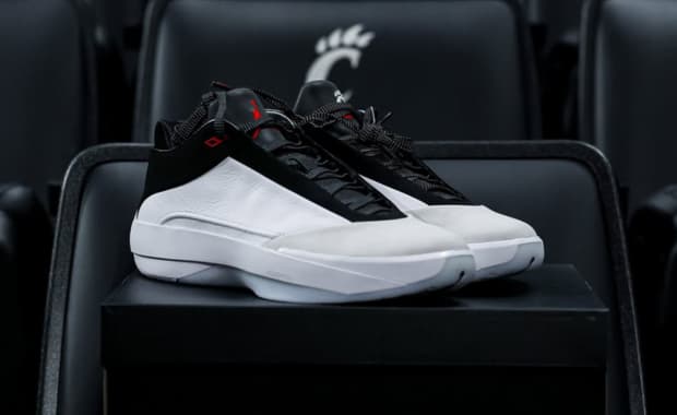 Cincinnati Bearcats Air Jordan PEs
