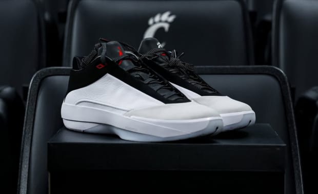 University of Cincinnati Basketball Shows Off Jordan 40, Tatum 4, and Luka 4 PEs