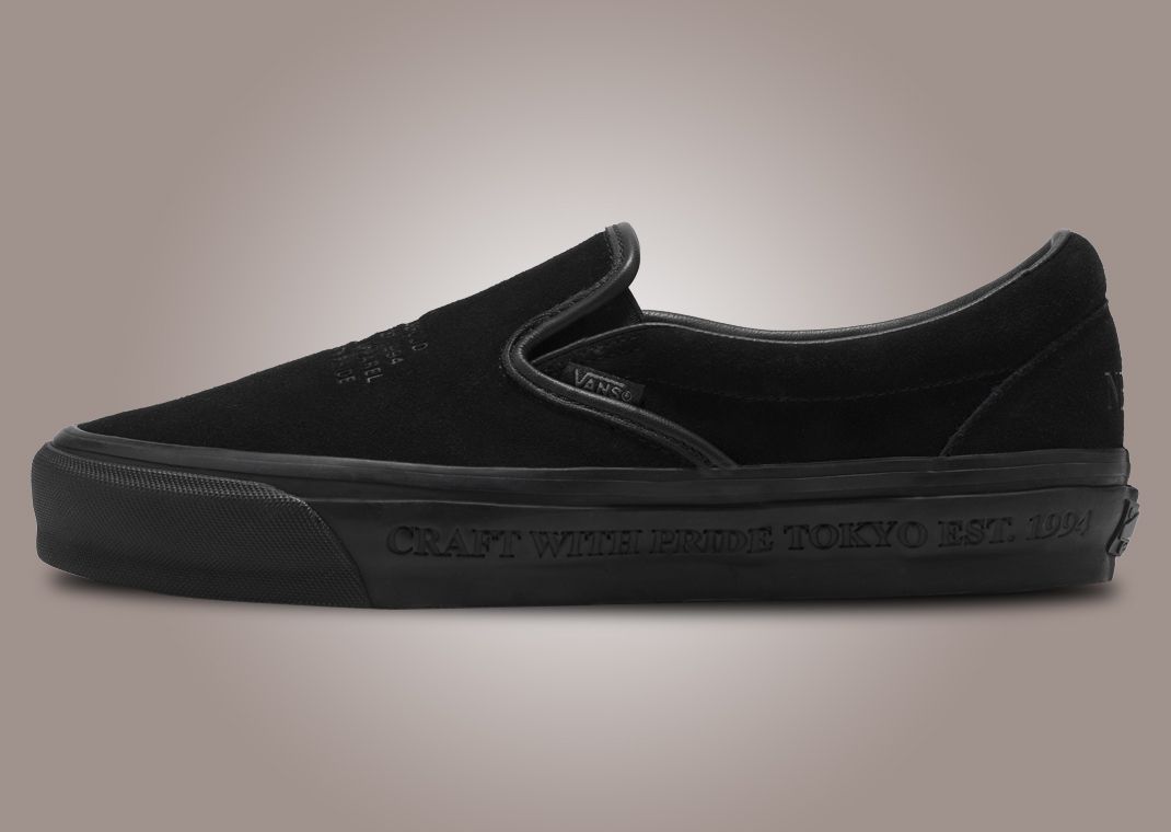 NEIGHBORHOOD x Vans OTW Classic Slip-On 98 Black Lateral