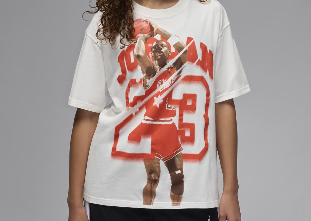 Jordan Women's Graphic T-Shirt