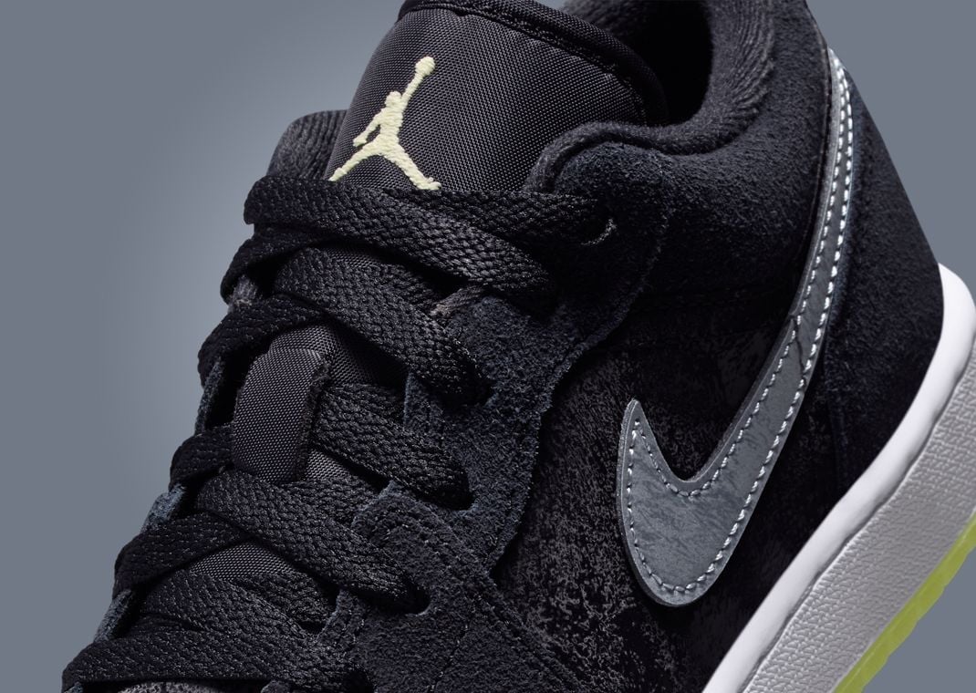 Air Jordan 1 Low Inner Beast GS