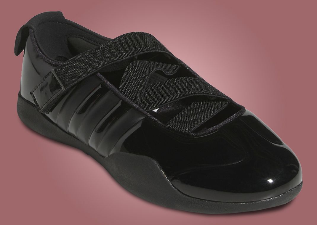 Caroline Hu x CLOT x adidas Taekwondo Black (W) - Angle
