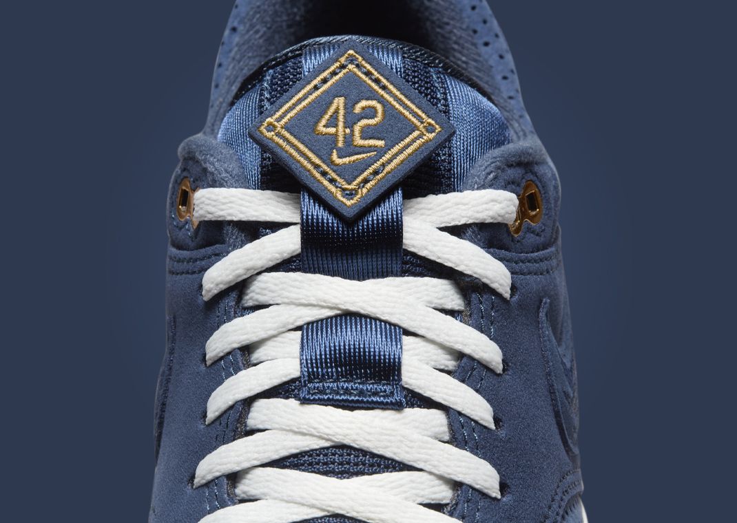 Nike Air Max 1 '86 OG Jackie Robinson Tongue Detail
