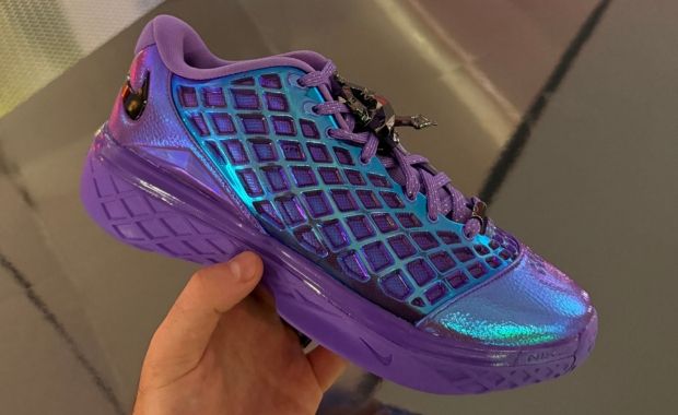 An In-Hand Look at the Nike Kobe 3 Low Protro Warning Label