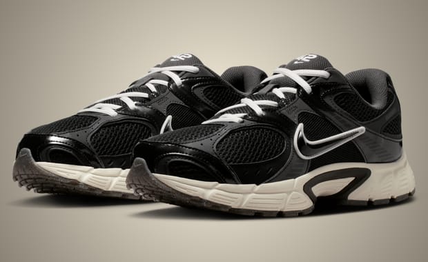 Nike Adds Jackie Robinson Day Branding to this Black and White V5 RNR