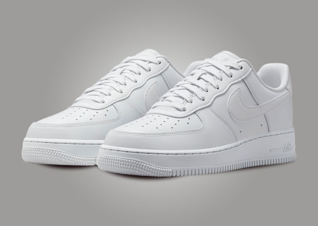 Nike Air Force 1 07 Fresh Photon Dust