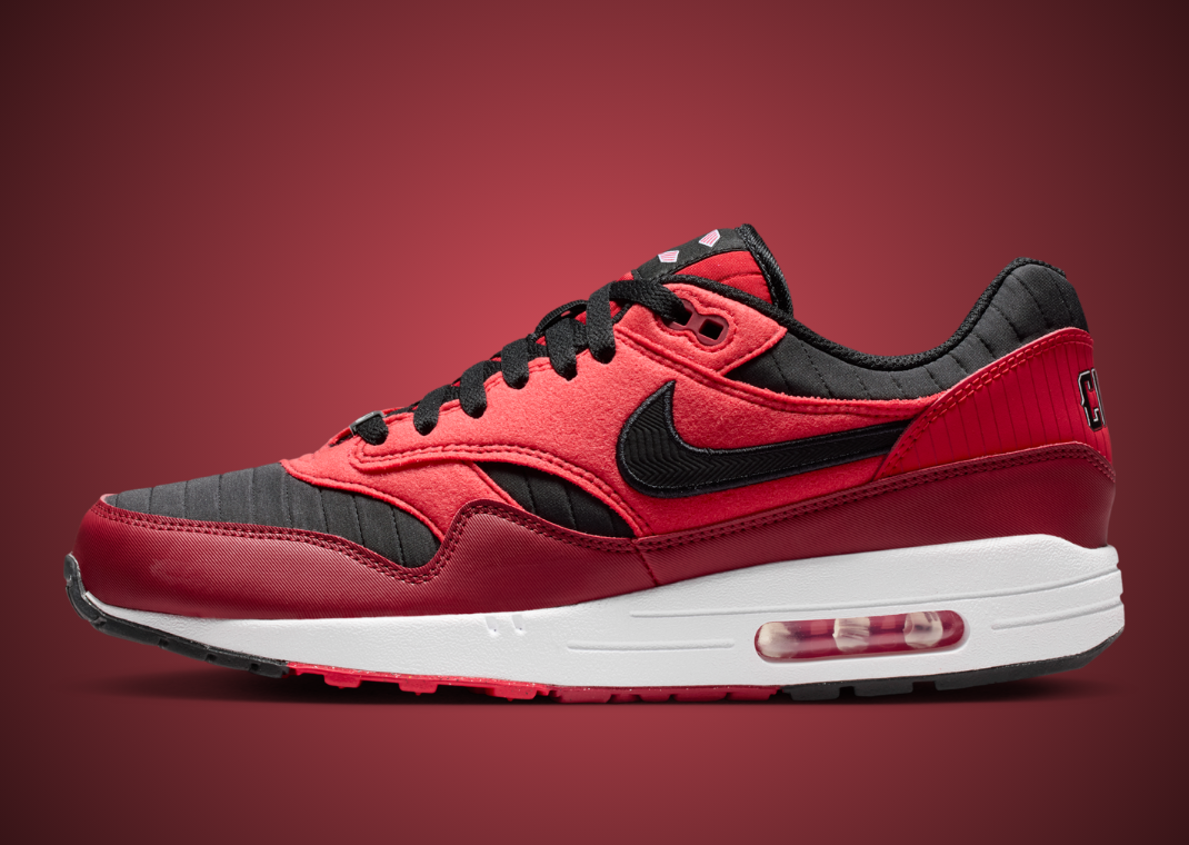 Nike Air Max 1 Reds City Connect Lateral