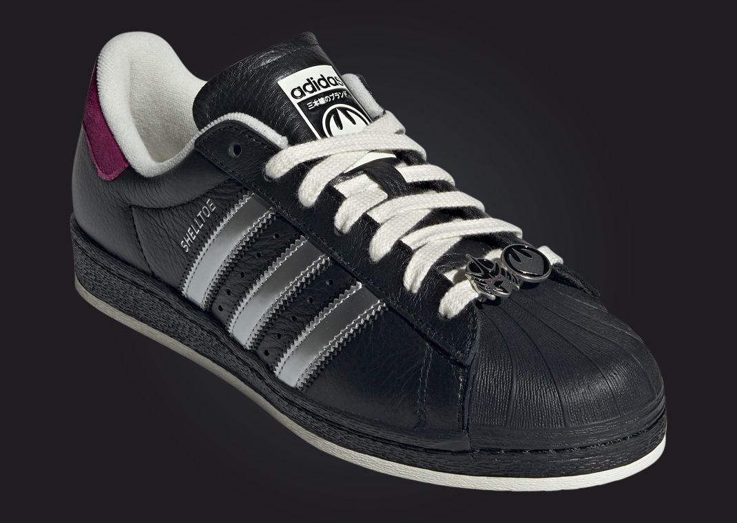Teenage Mutant Ninja Turtles x adidas Superstar Shredder Angle