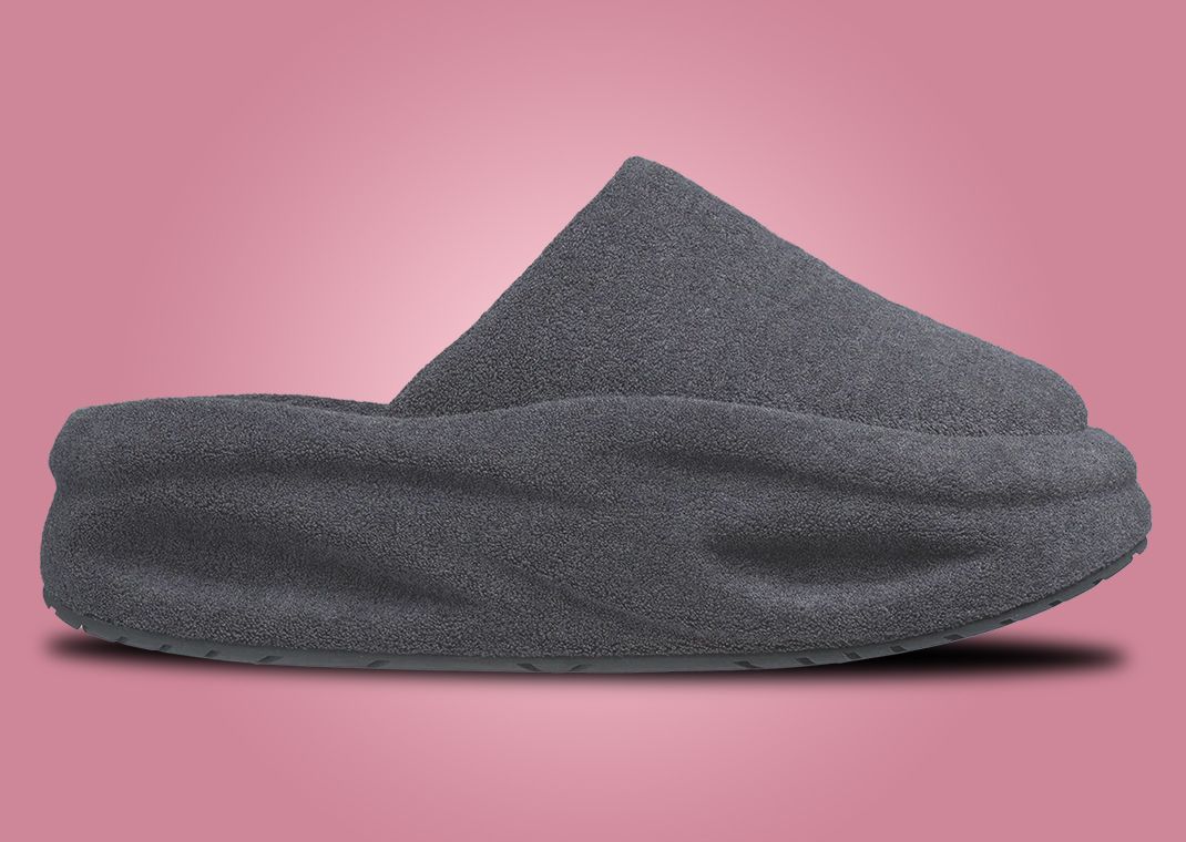SKYLRK Chunky Mule Smudge Lateral