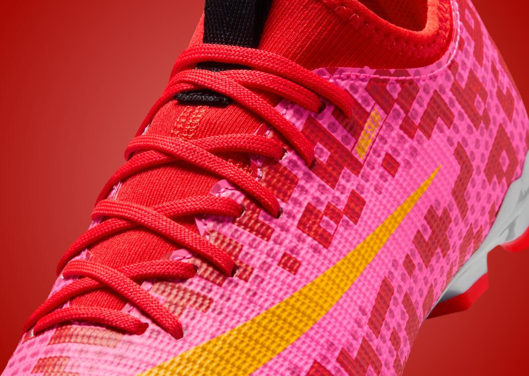 LEGO x Nike Mercurial Vapor Academy Rush Red (GS) - Detail