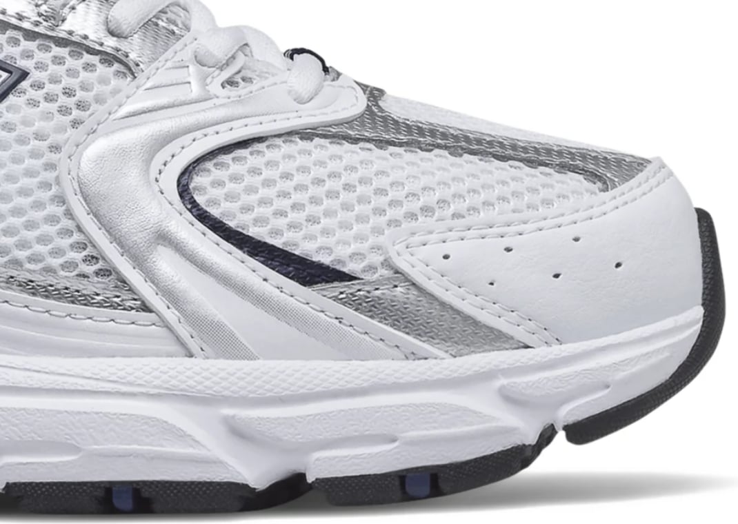 New Balance 530 Toebox