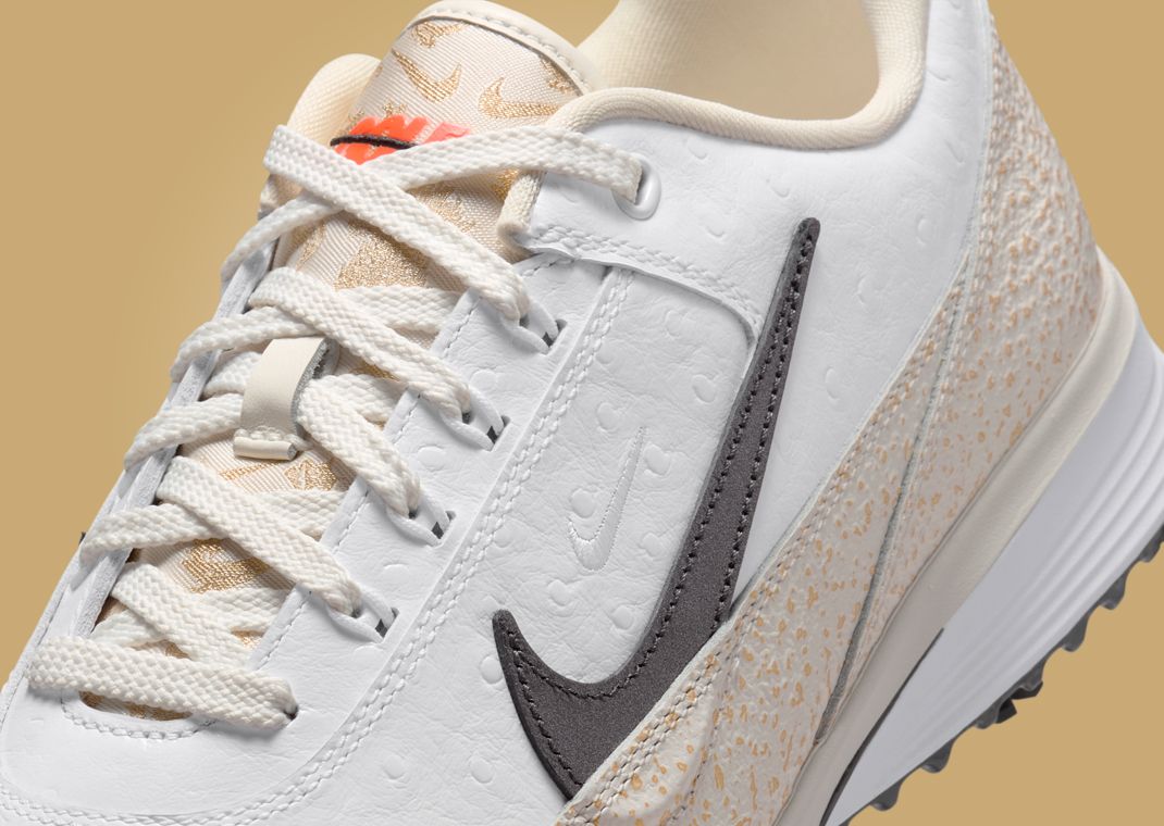 Nike Victory Tour 4 The Open Detail