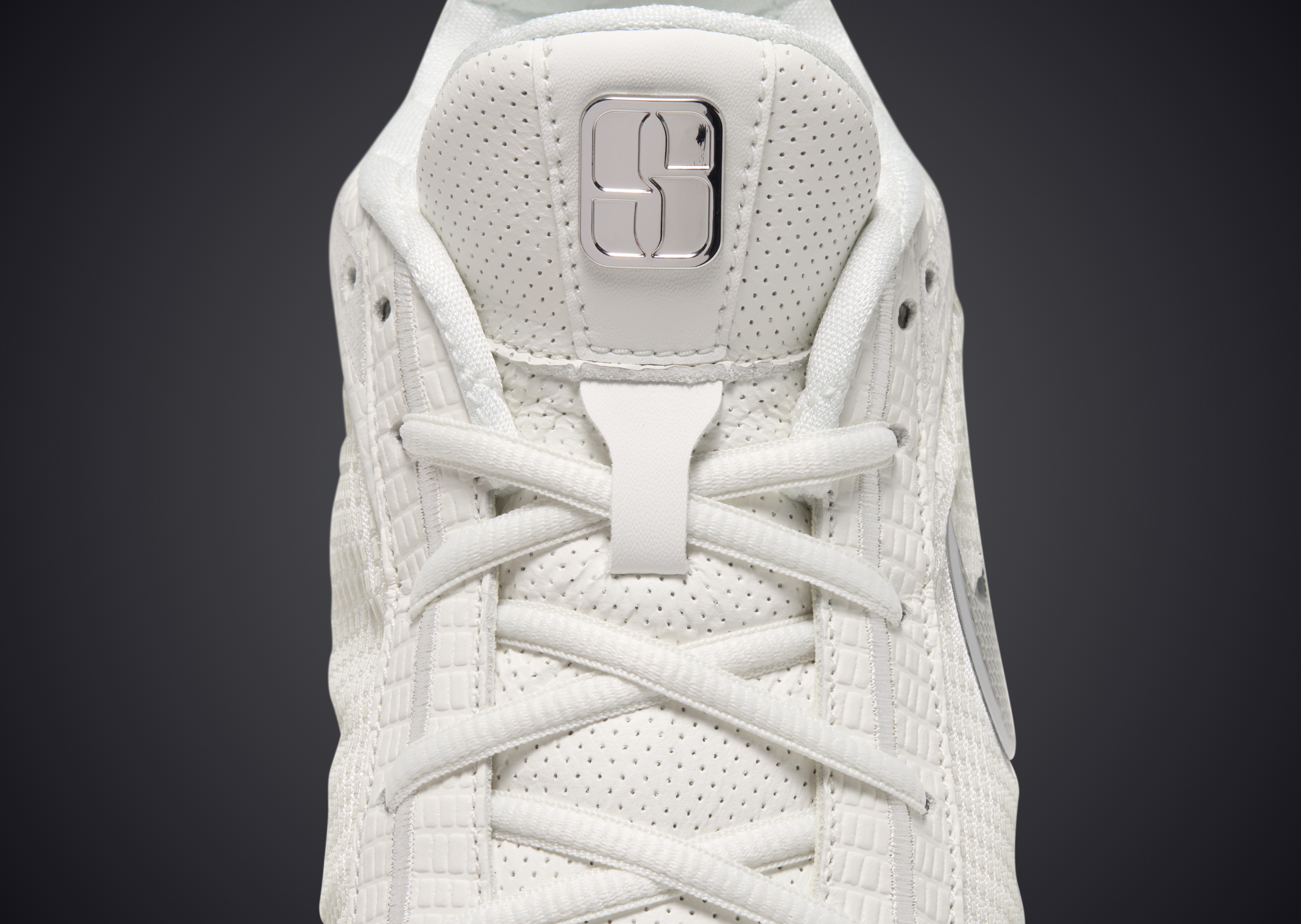 Nike Sabrina 4 LX White Label - Detail