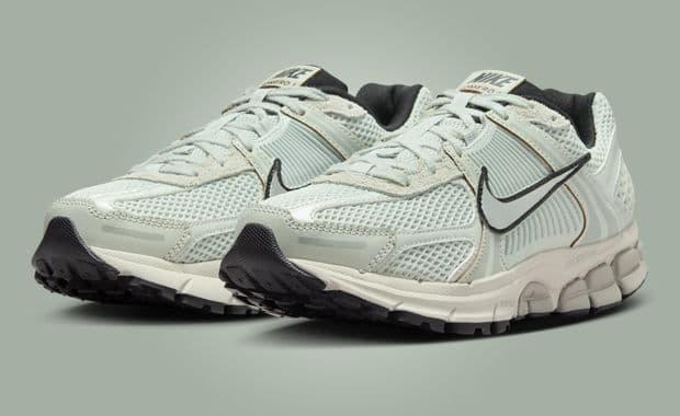 Nike Zoom Vomero 5 Light Silver Chrome (W)