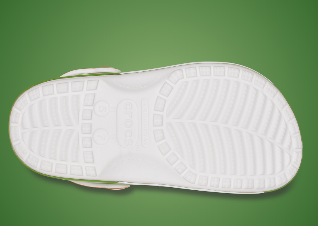 Nintendo x Crocs Classic Clog Yoshi - Bottom