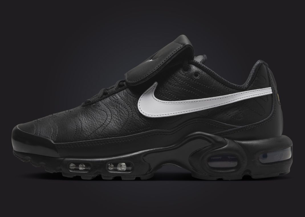 Nike Air Max Plus TNPO Black White (W) Medial