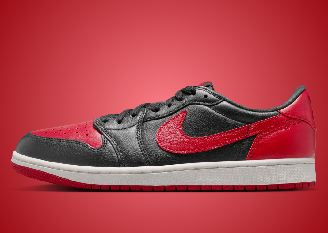 Air Jordan 1 Retro Low OG Banned - Lateral