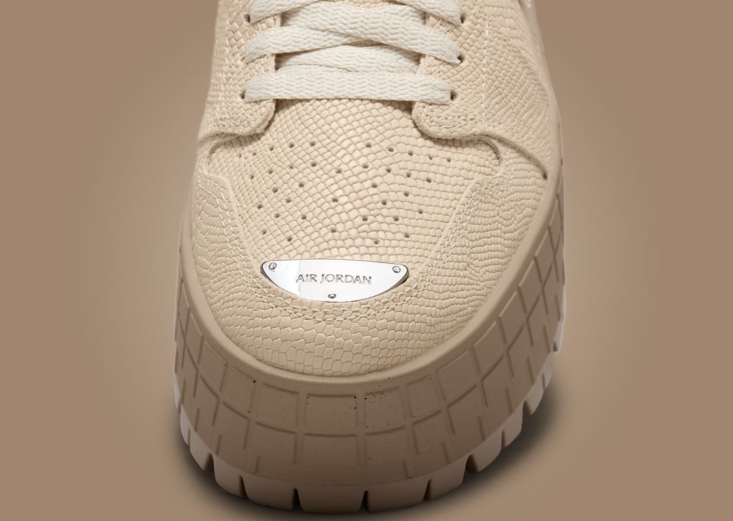 Air Jordan 1 Brooklyn Low Rattan (W)