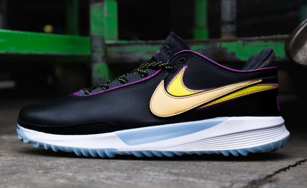 Nike LeBron 20 Custom Golf Shoe