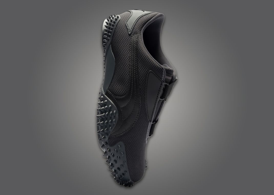 Puma Mostro Monochromatic Black Lateral