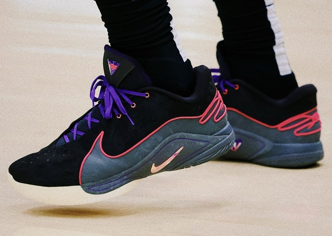 Nike LeBron 22 Blacklight