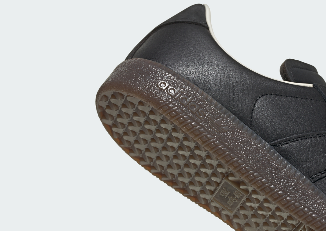 Hartcopy x adidas BW Army Black - Heel Detail