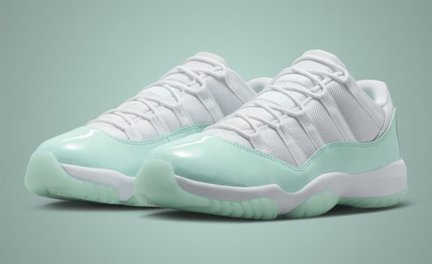Air Jordan 11 Retro Low Igloo (W)