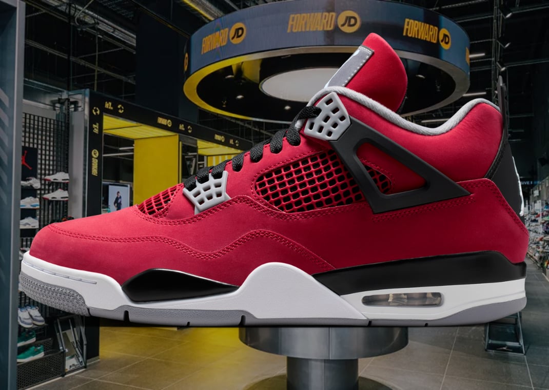 Air Jordan 4 Retro Toro Bravo