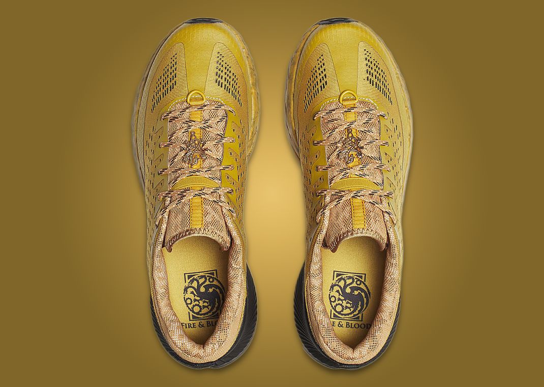 House of the Dragon x Merrell Agility Peak 5 House Targaryen Top