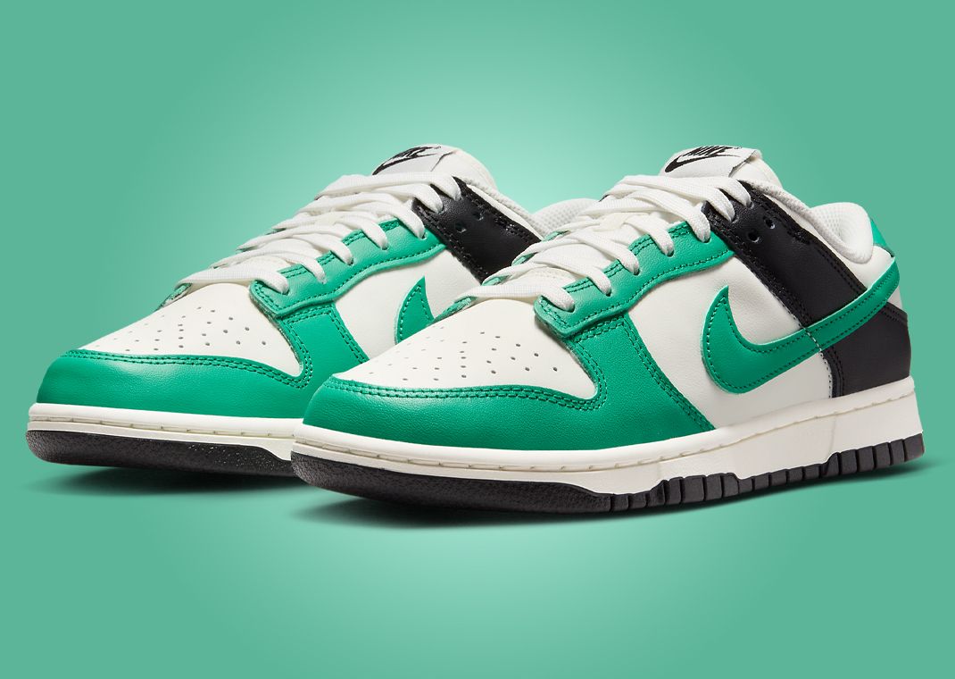Nike Dunk Low Celtics (W) Angle