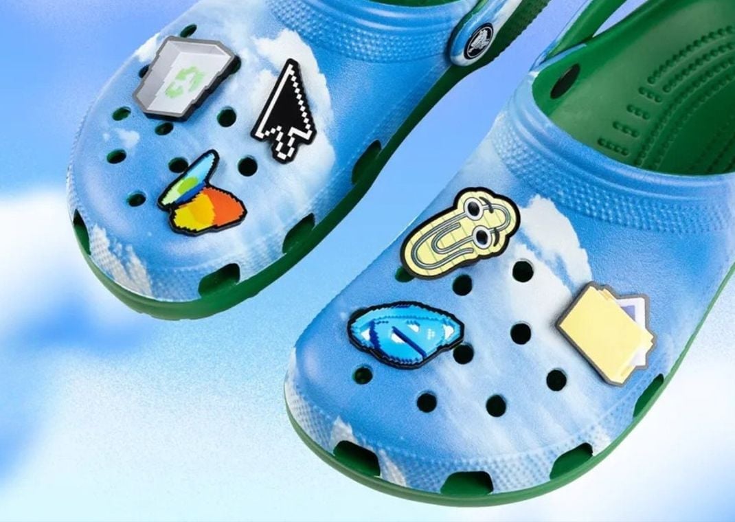Microsoft x Crocs Classic Clog Windows XP